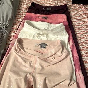 Zyia girls 10-11 fits women size 2-4 .EUC